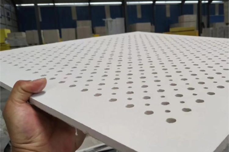 Discover custom acoustic ceiling tiles for every style (1)