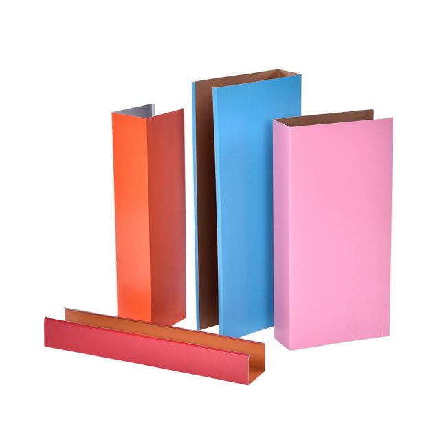 Experience luxury with custom metal ceiling tiles (4) Experience luxury with custom metal ceiling tiles (4)