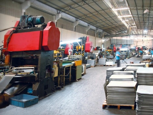 Metal Ceiling Forming Workshop